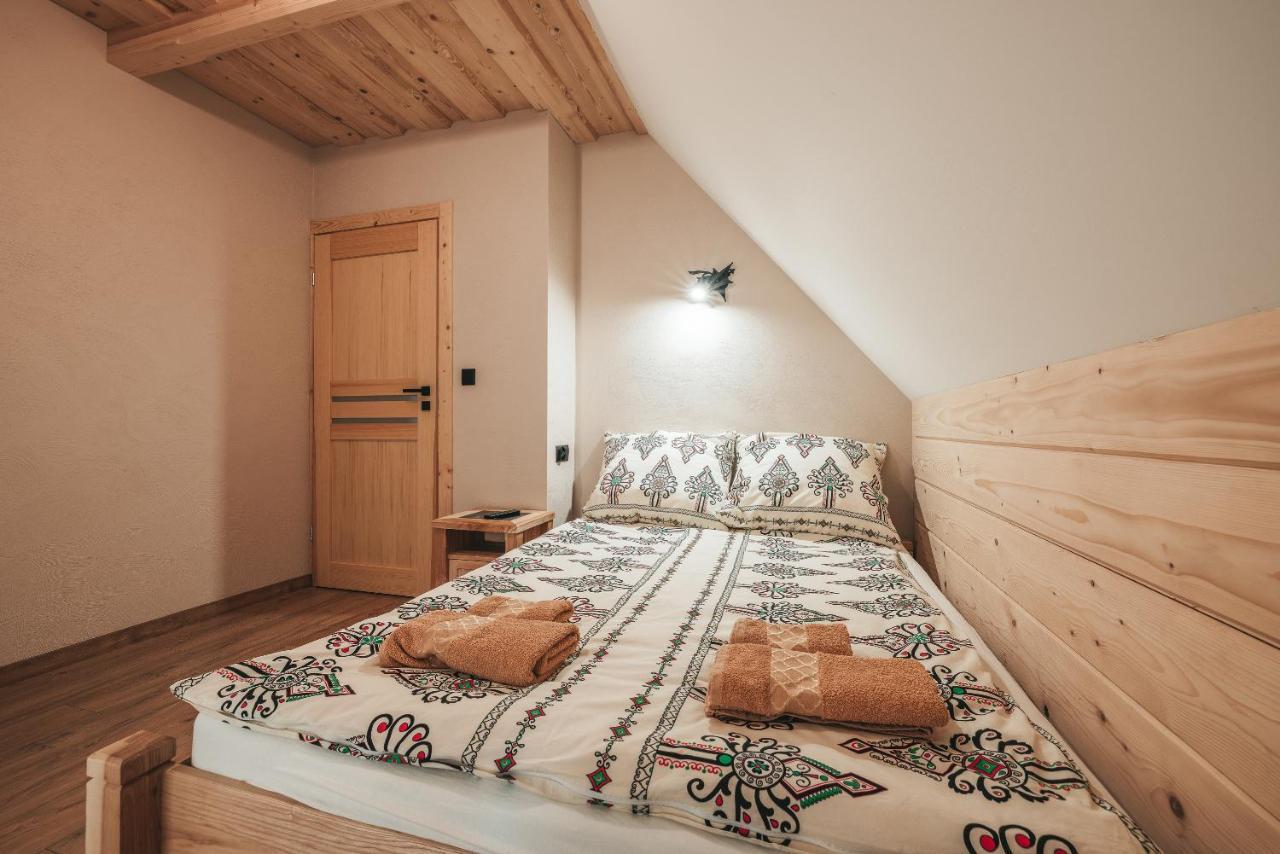 Toporowe Izby Groń Esterno foto