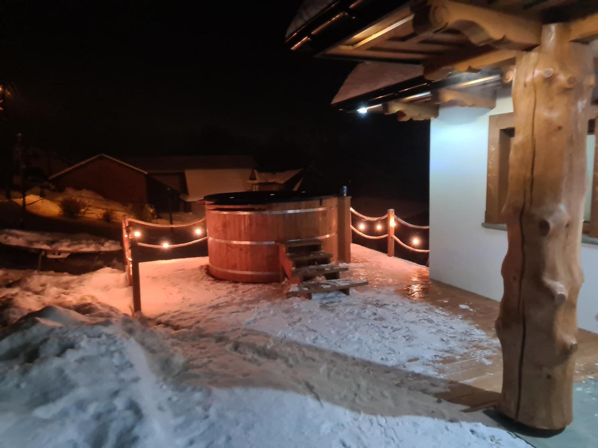 Toporowe Izby Groń Esterno foto